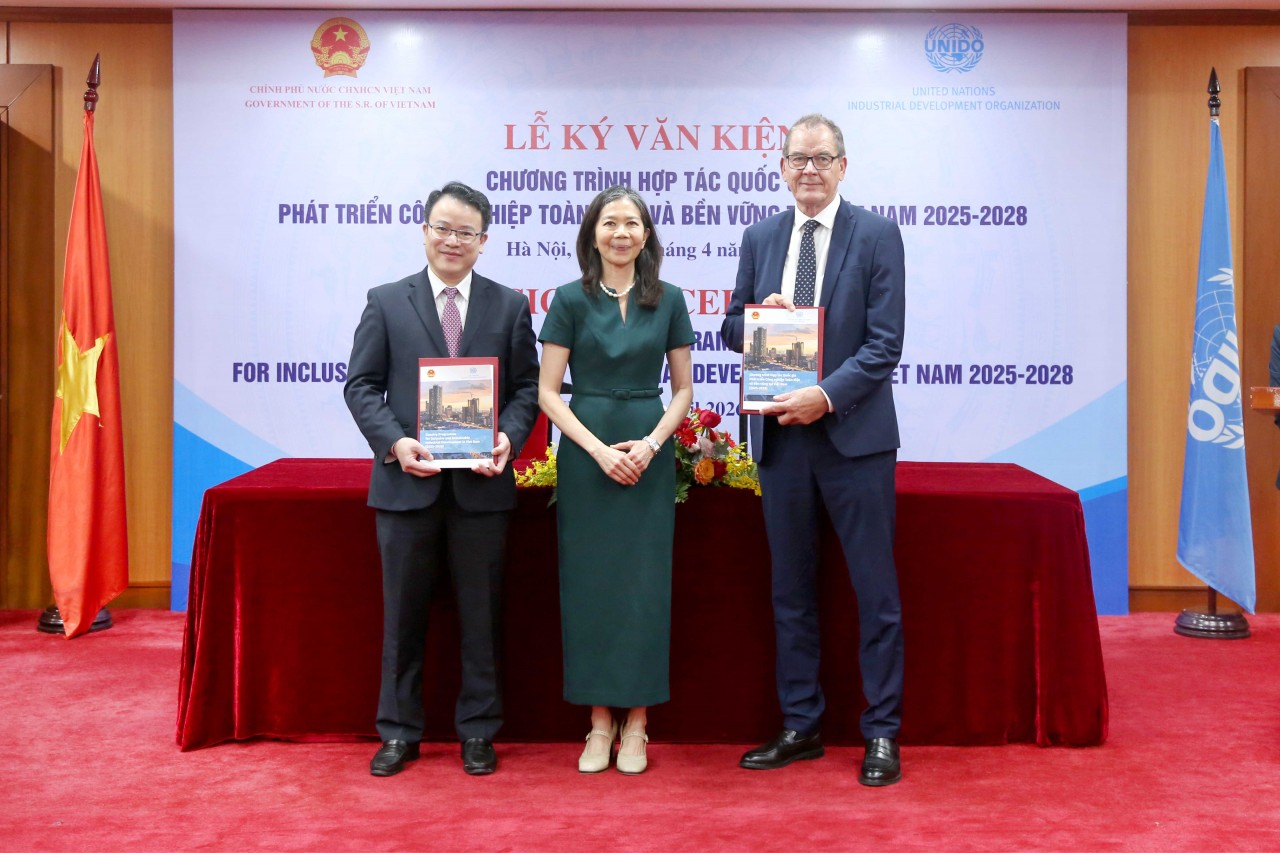 Việt Nam và UNIDO ký kết Chương trình Hợp tác Quốc gia phát triển công nghiệp toàn diện và bền vững 2025 - 2030
