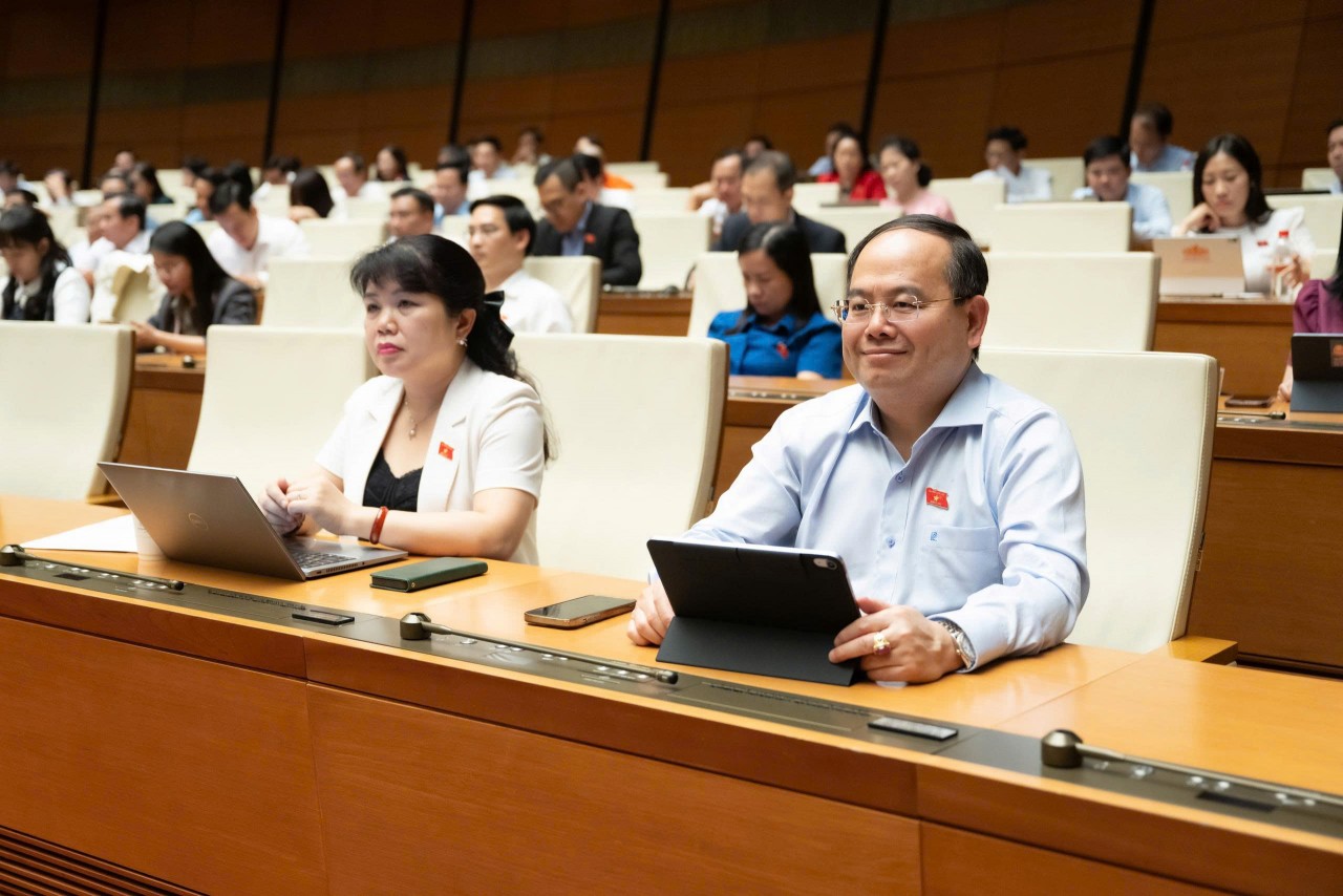 Trình Quốc hội sửa các Luật về thuế để kịp thời hỗ trợ doanh nghiệp