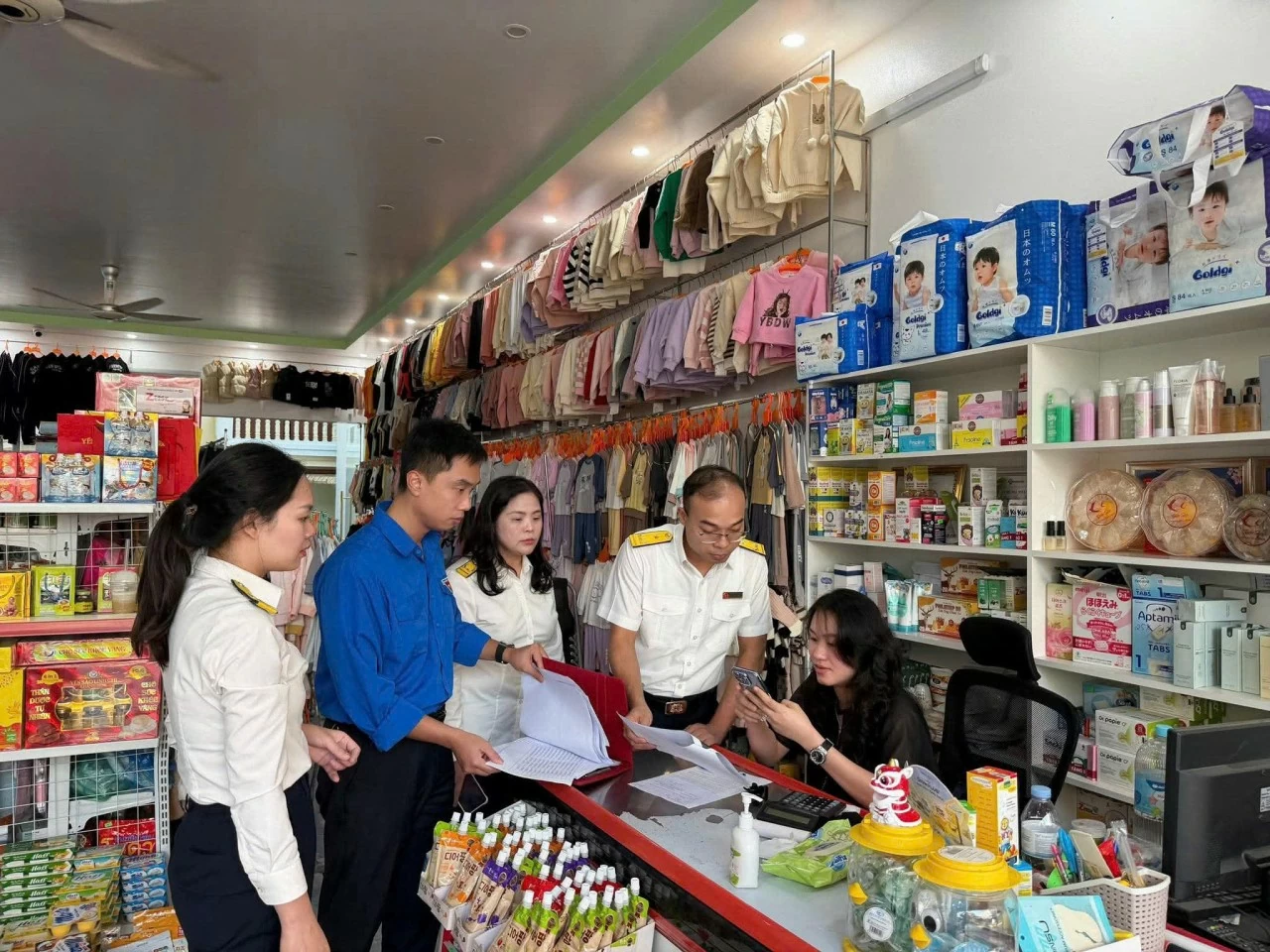 Bài cuối: Khó đảo chiều xu hướng thanh toán không dùng tiền mặt Bài cuối: Khó đảo chiều xu hướng thanh toán không dùng tiền mặt