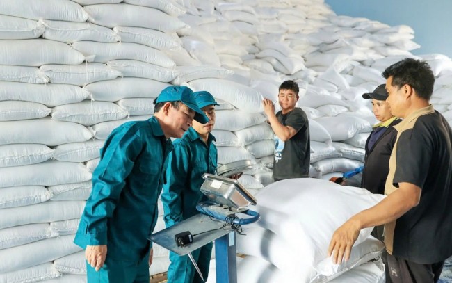 Xây dựng hệ thống kho dự trữ quốc gia đồng bộ, hiện đại