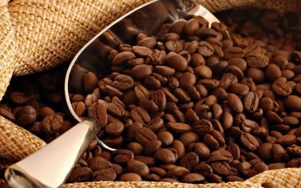 Ngày 22/4: Giá cà phê tăng mạnh, hồ tiêu quanh mốc 141.000 đồng/kg