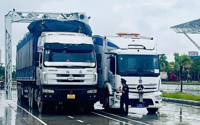 Hoả tốc, Hải quan chỉ đạo thông quan 24/7, siết chống buôn lậu dịp nghỉ lễ 30/4 - 1/5