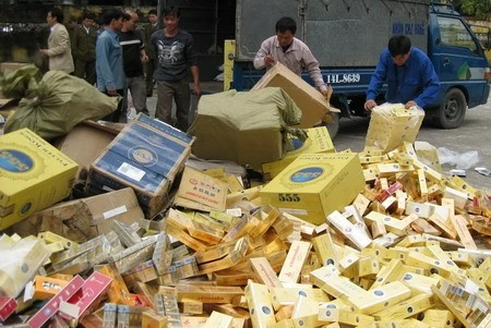 Gắn trách nhiệm địa phương với chống buôn lậu, mua bán trái phép thuốc lá
