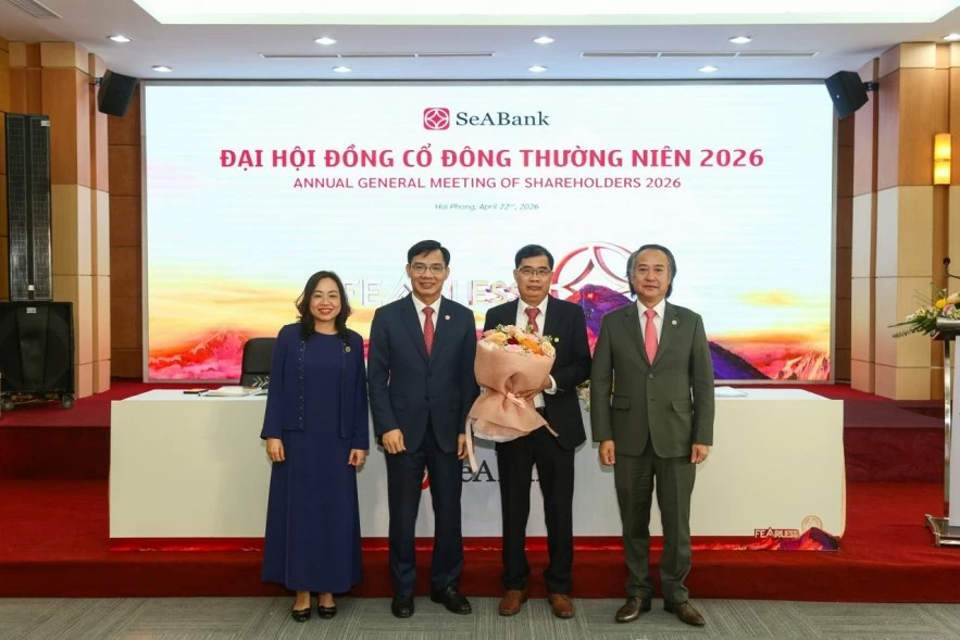 Đại hội đồng cổ đông thường niên 2026: SeABank chốt trả cổ tức 20,5%, tăng vốn lên 34.688 tỷ đồng Đại hội đồng cổ đông thường niên 2026: SeABank chốt trả cổ tức 20,5%, tăng vốn lên 34.688 tỷ đồng