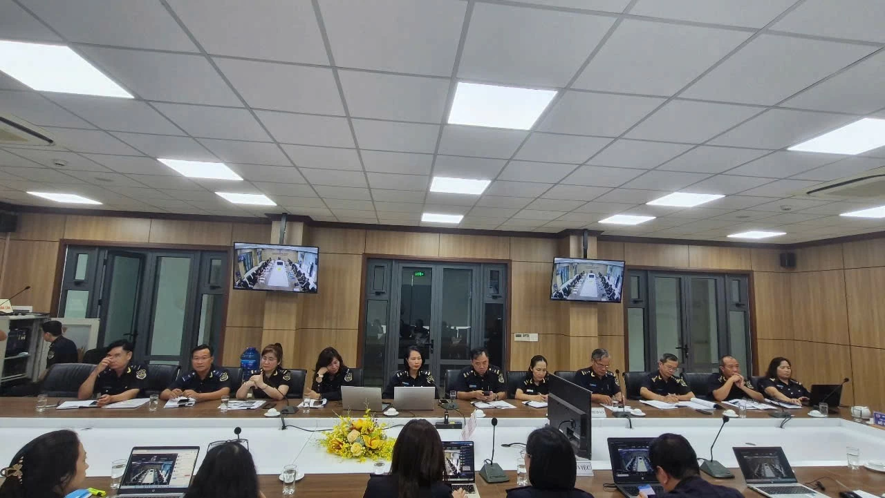 Hải quan khu vực XIV gỡ vướng quy định mới, làm rõ cách áp dụng để doanh nghiệp giảm rủi ro