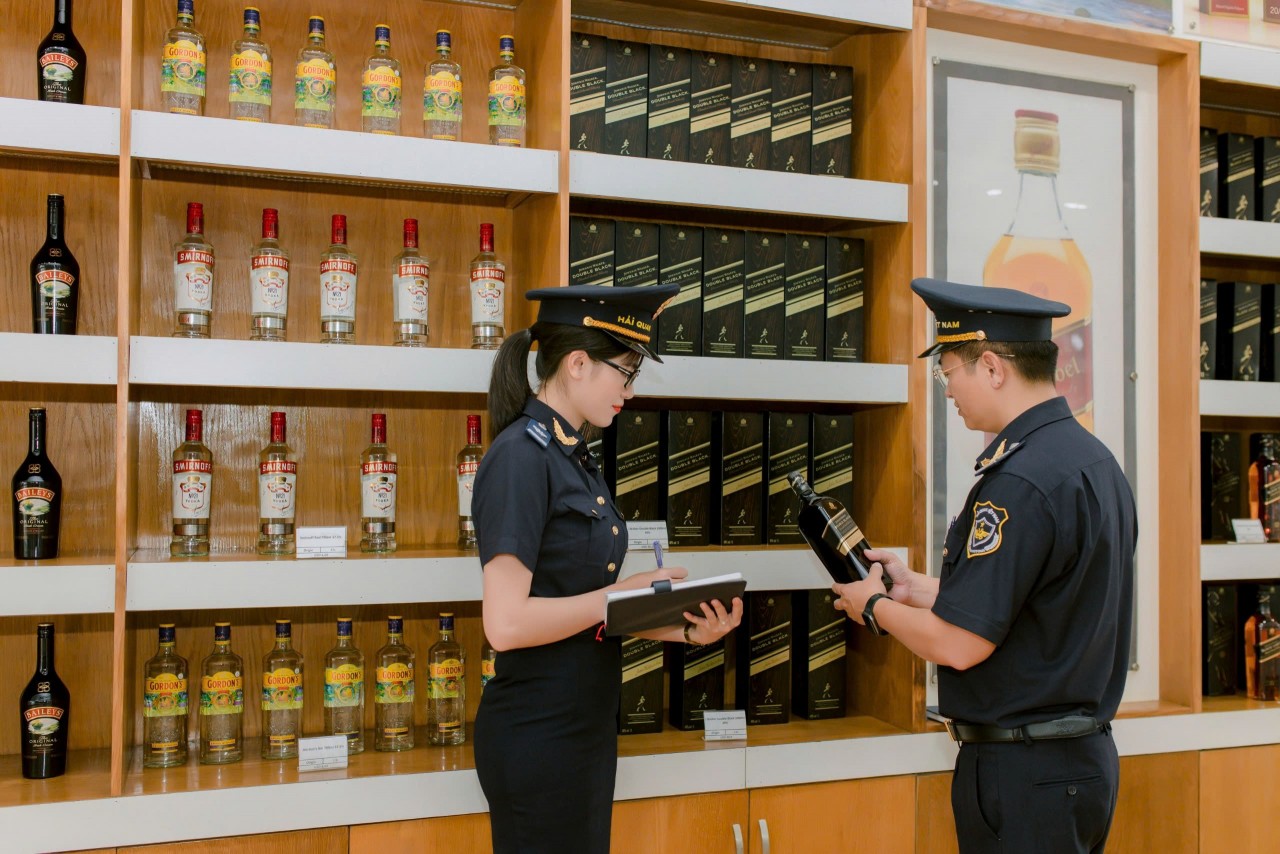 Thu ngân sách Hải quan khu vực XIV chạm mốc hơn 50% kế hoạch sau 4 tháng