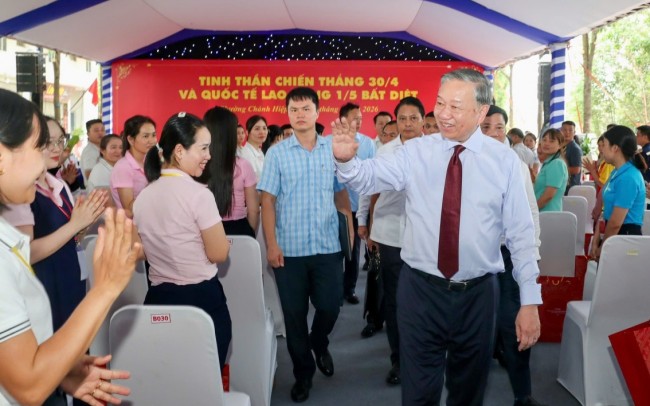 Tổng Bí thư, Chủ tịch nước Tô Lâm thăm và trò chuyện với công nhân, người lao động TP. Hồ Chí Minh