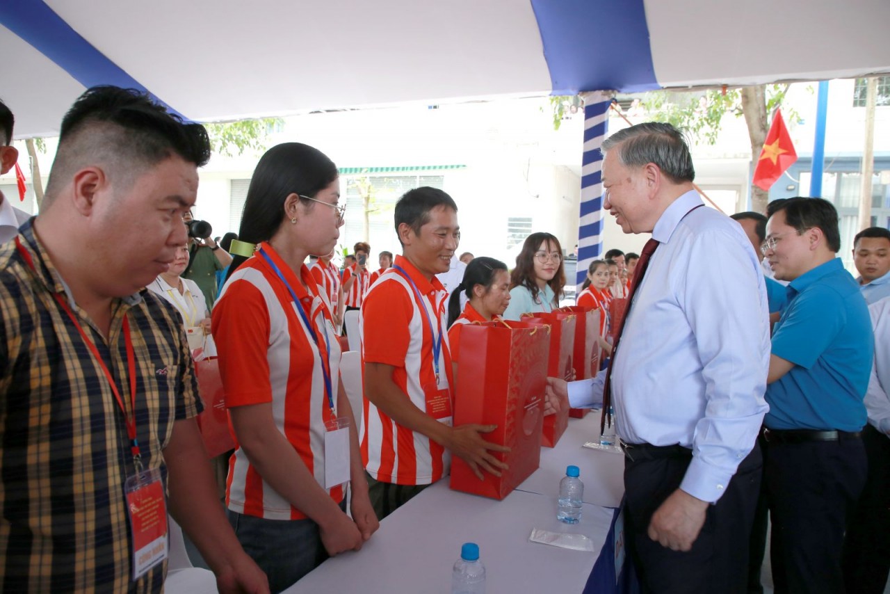 Toàn văn bài nói chuyện của Tổng Bí thư, Chủ tịch nước Tô Lâm với công nhân, người lao động Thành phố Hồ Chí Minh