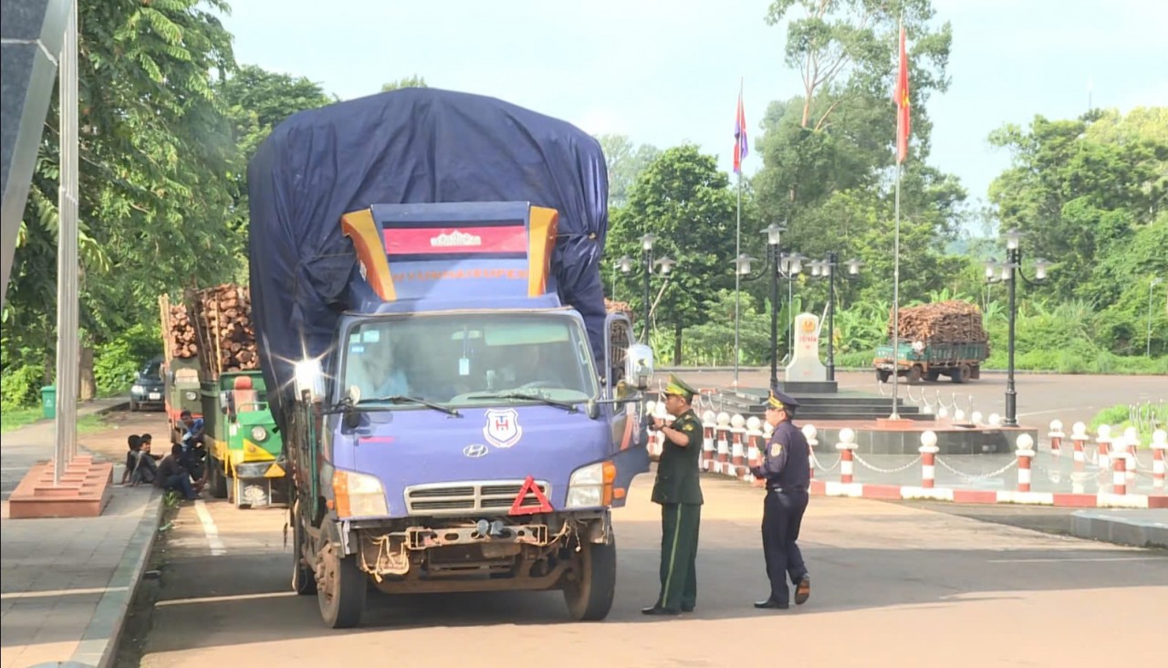 Hải quan khu vực XIV tăng kiểm soát rủi ro trên các mặt hàng trọng điểm dịp lễ 30/4 - 1/5