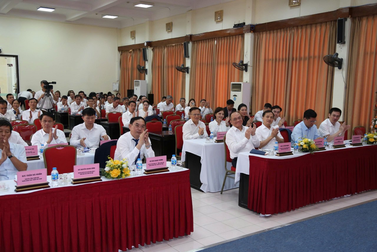 VDB hành trình 20 năm khẳng định vai trò định chế tài chính của Nhà nước trong phát triển kinh tế