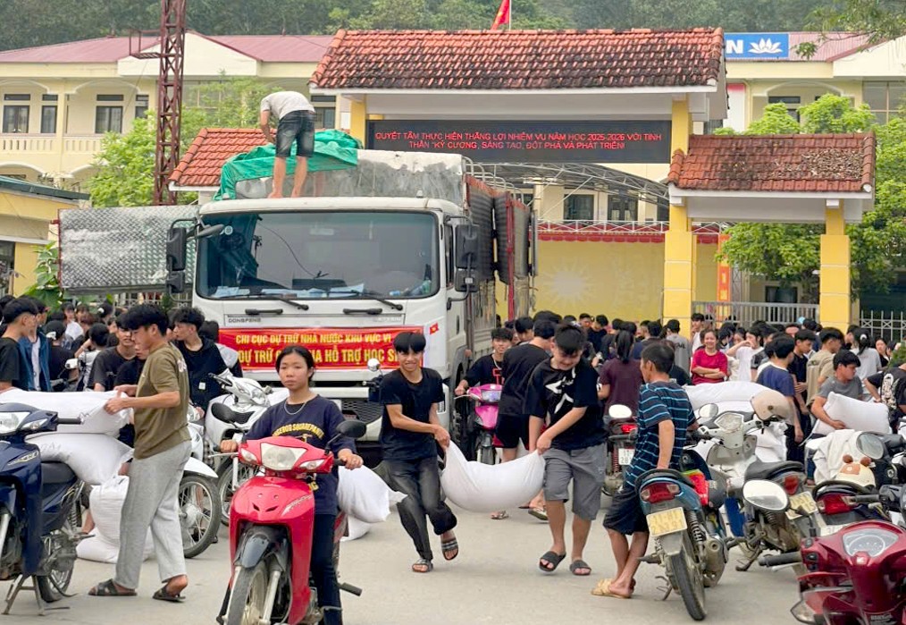 Hoàn thành xuất cấp hơn 5.117 tấn gạo dự trữ quốc gia hỗ trợ học sinh 3 tỉnh phía Bắc