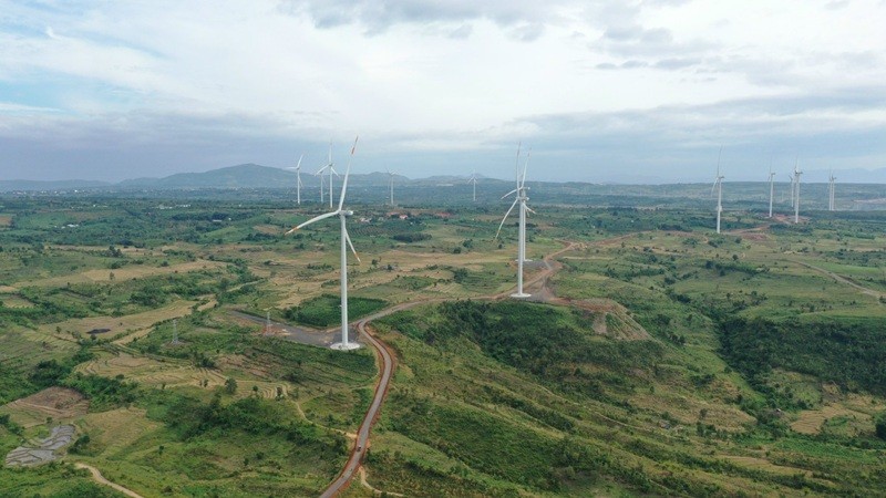 Gia Lai có 51 dự án năng lượng thuộc Quy hoạch Điện VIII có thể áp dụng Nghị quyết số 253 và Nghị quyết số 254, ngày 11/12/2025 của Quốc hội để xem xét chấp thuận chủ trương đầu tư đồng thời chấp thuận nhà đầu tư.Trong ánh: Nhà máy điện gió Nhơn Hoà 1 (Nguồn: EMI).