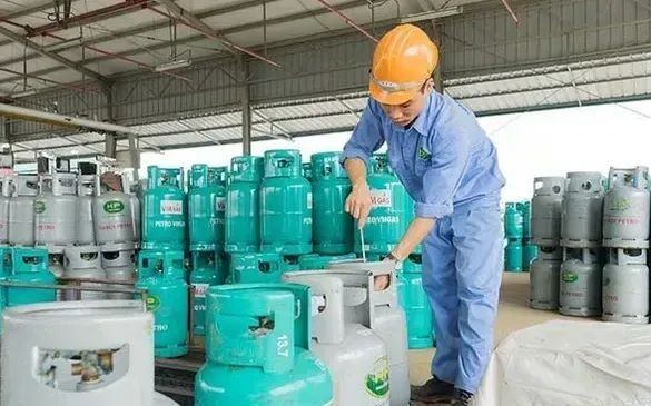 Giá ga, giá dịch vụ ăn uống, vật liệu xây dựng đẩy CPI tháng 4 tăng 0,84%