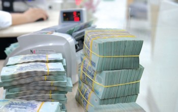 Thu ngân sách tăng khá nhưng tốc độ đã chậm hơn cùng kỳ