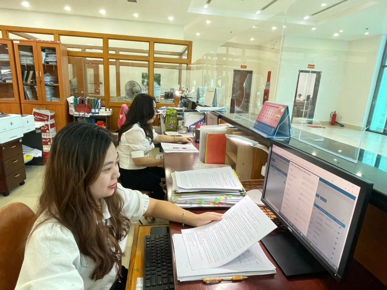 Mở rộng địa bàn, Kho bạc Nhà nước khu vực XIV giữ vững mạch thu - chi nhờ chuyển đổi số Mở rộng địa bàn, Kho bạc Nhà nước khu vực XIV giữ vững mạch thu - chi nhờ chuyển đổi số