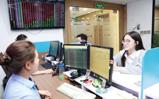 “Cú hích” nâng hạng tạo lập nền tảng tăng trưởng bền vững