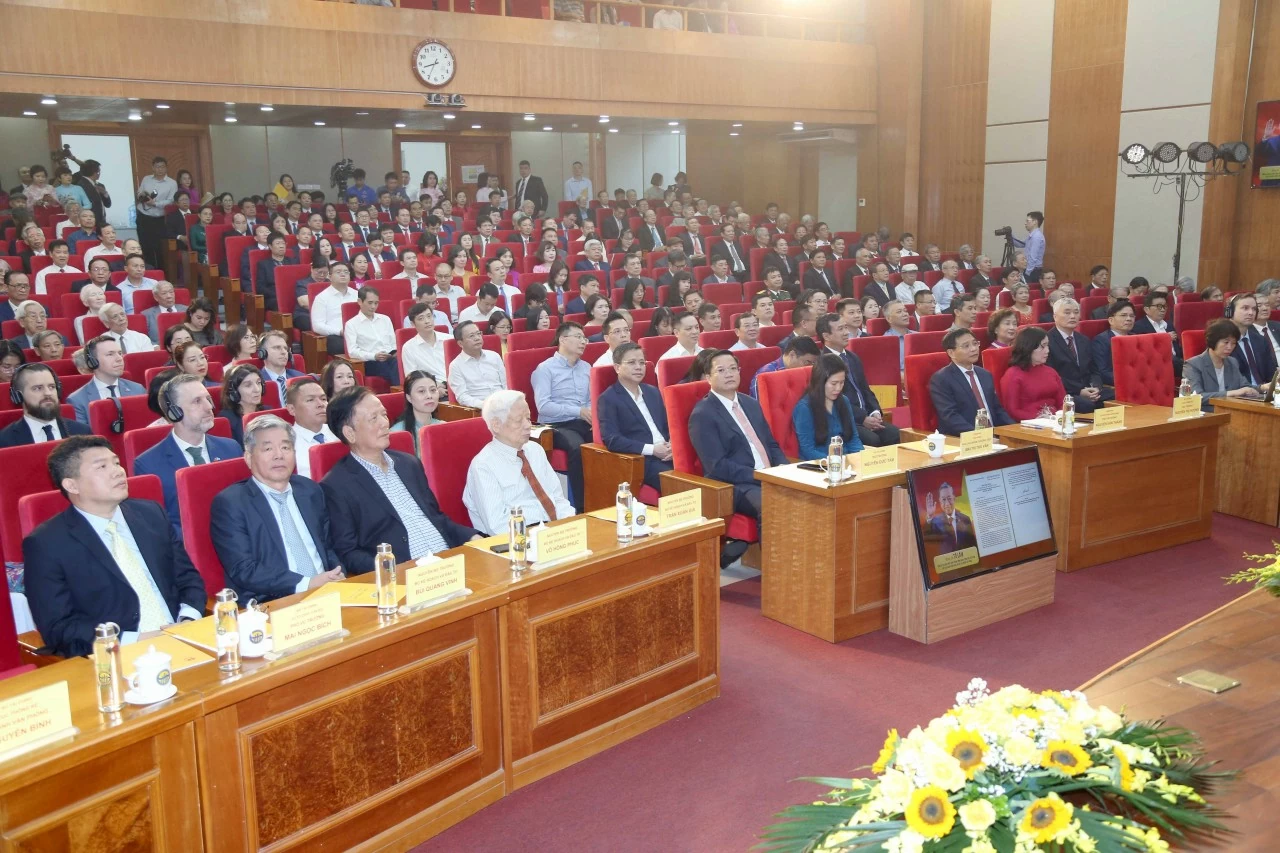 Cục Thống kê Kỷ niệm 80 năm Ngày Thành lập ngành Thống kê Việt Nam và đón nhận Huân chương Lao động hạng Nhất