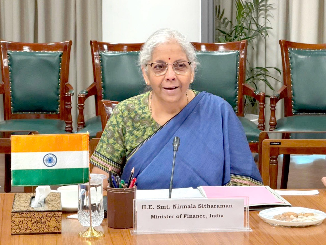 Bộ trưởng Ngô Văn Tuấn hội đàm với Bộ trưởng Bộ Tài chính Ấn Độ Nirmala Sitharaman