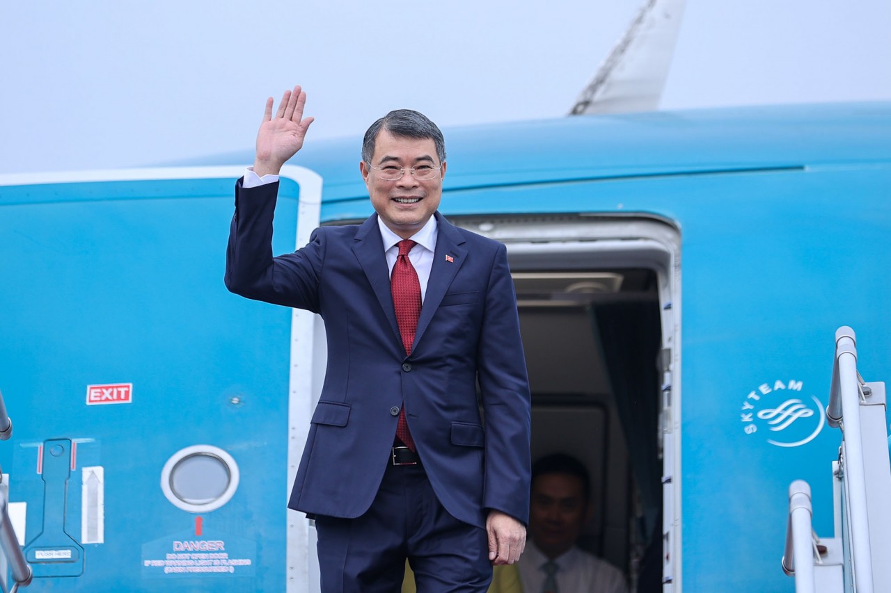 Thủ tướng Chính phủ Lê Minh Hưng lên đường dự Hội nghị Cấp cao ASEAN