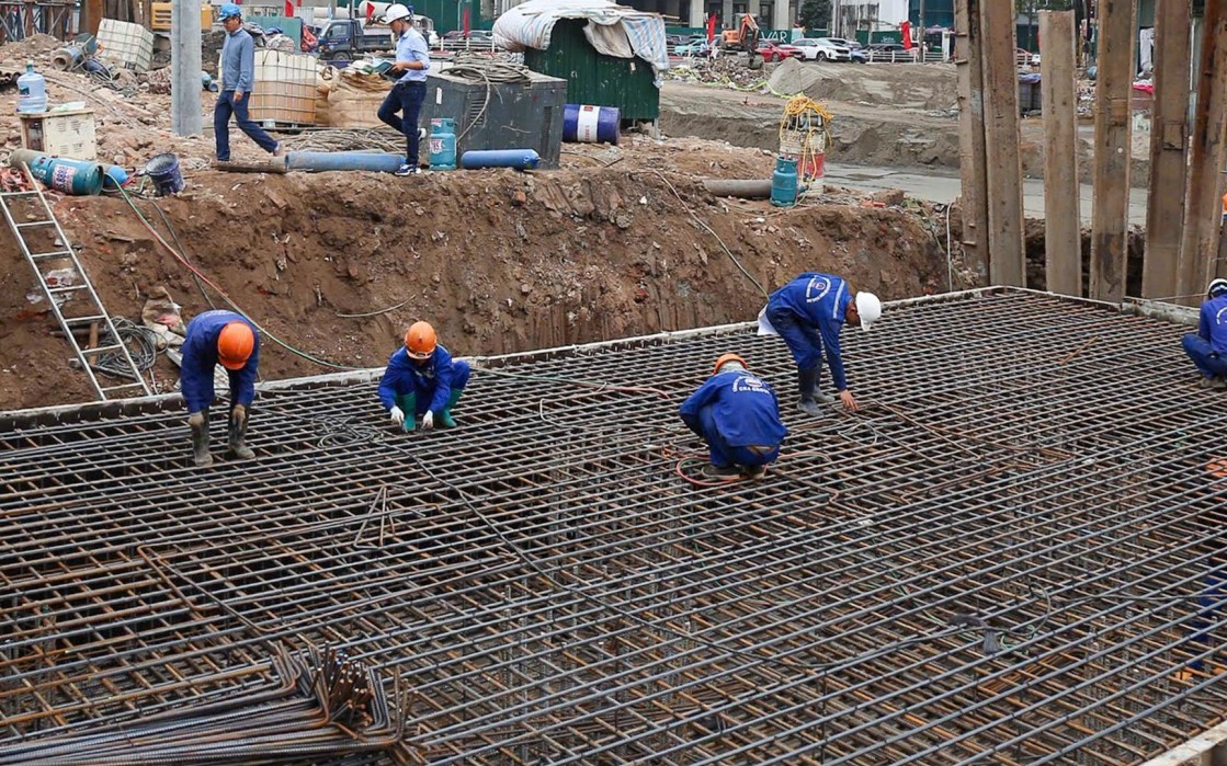 Hà Nội thúc tiến độ giải ngân đầu tư công, bảo đảm mục tiêu tăng trưởng