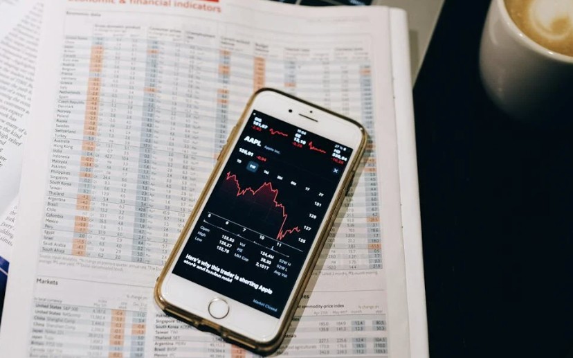 VN-Index đứng trước cơ hội vượt vùng đỉnh 1.920 điểm trong tháng 5?