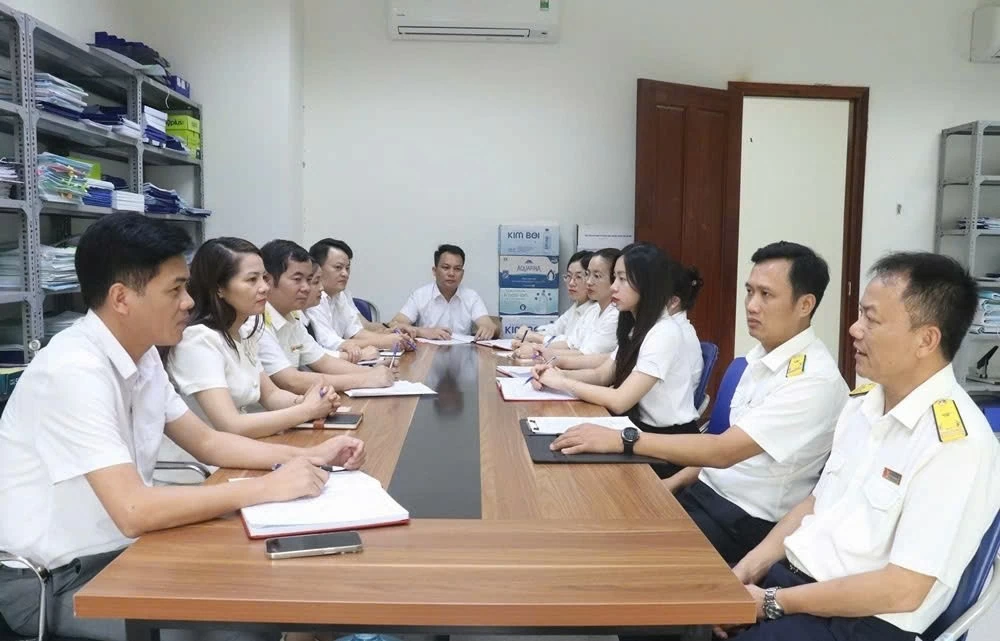 Thuế cơ sở 13 tỉnh Phú Thọ thu ngân sách đạt 73% dự toán Thuế cơ sở 13 tỉnh Phú Thọ thu ngân sách 4 tháng đạt 73% dự toán
