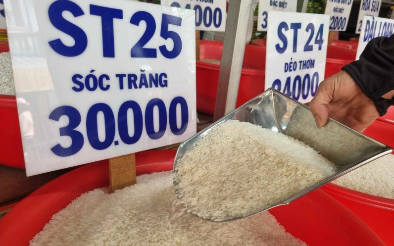 Ngày 8/5: Giá gạo nguyên liệu xuất khẩu tại Đồng bằng sông Cửu Long tăng