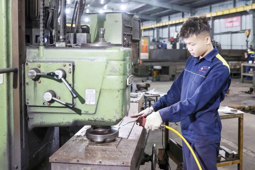 Ưu đãi thuế tạo “đòn bẩy” cho doanh nghiệp phát triển