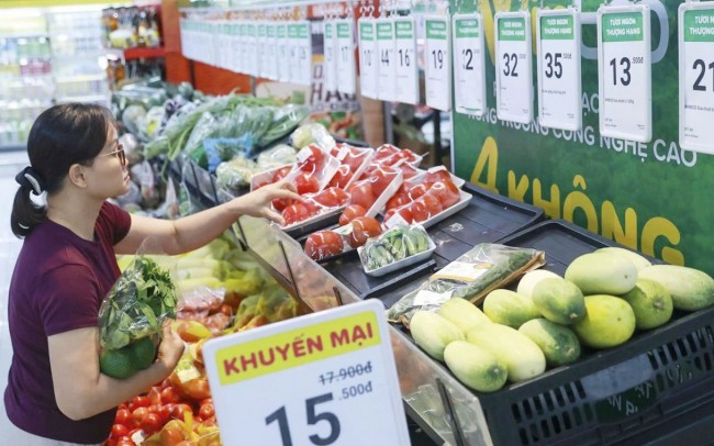 Bán lẻ bật tăng, sức mua nội địa trở thành điểm tựa tăng trưởng