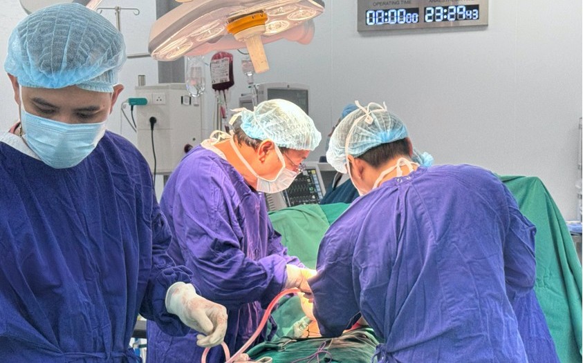 Người phụ nữ vỡ lách và gãy 5 xương sườn do tai nạn vượt cửa tử