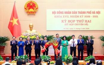 Ông Đỗ Anh Tuấn và ông Bùi Duy Cường là 2 tân Phó Chủ tịch UBND TP. Hà Nội
