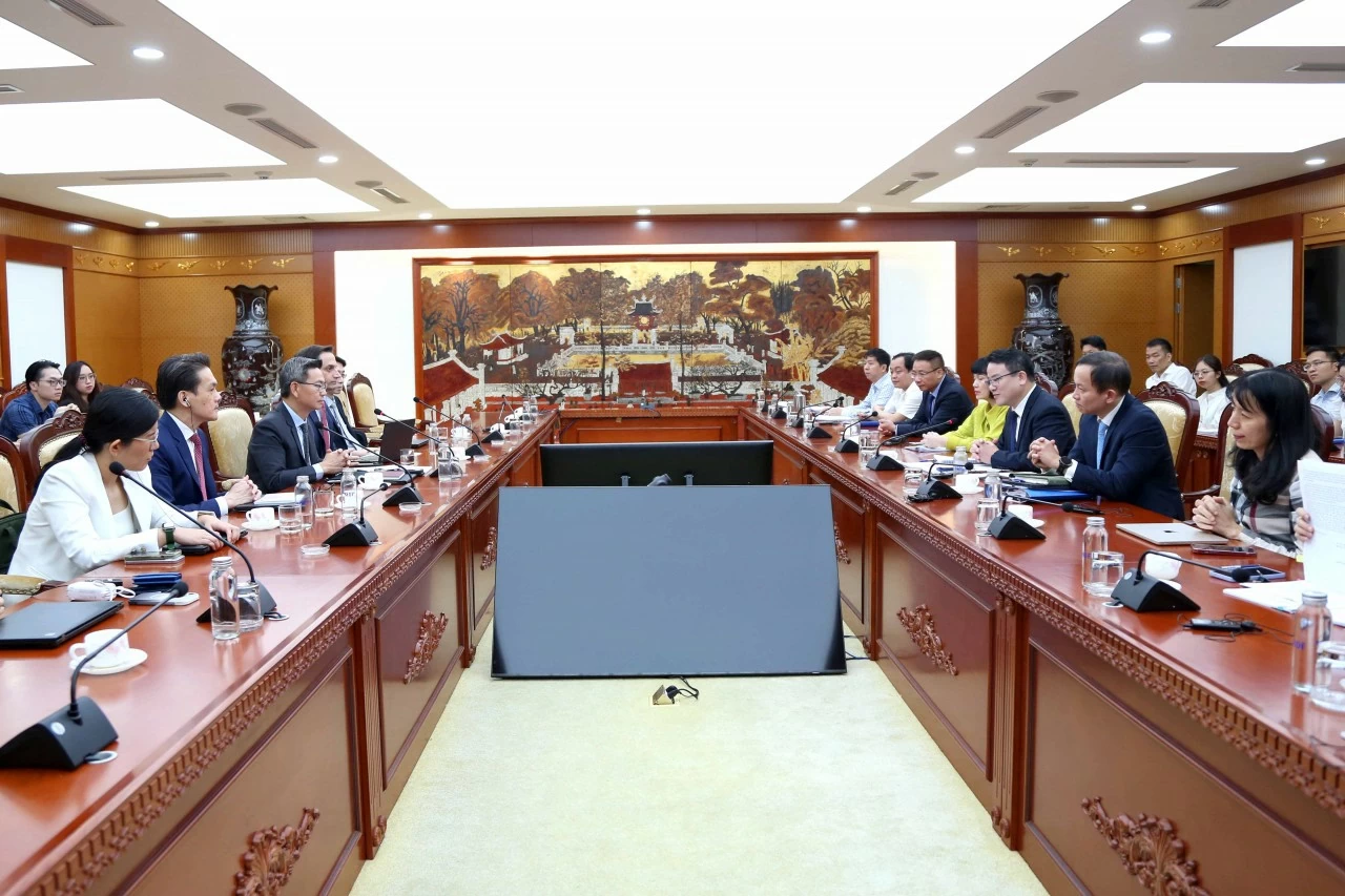 Bộ Tài chính làm việc với S&P Global Ratings về đánh giá xếp hạng tín nhiệm quốc gia năm 2026 Bộ Tài chính làm việc với S&P Global Ratings về đánh giá xếp hạng tín nhiệm quốc gia năm 2026