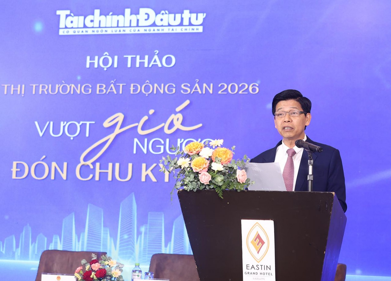 “Cơn gió ngược” của thị trường bất động sản