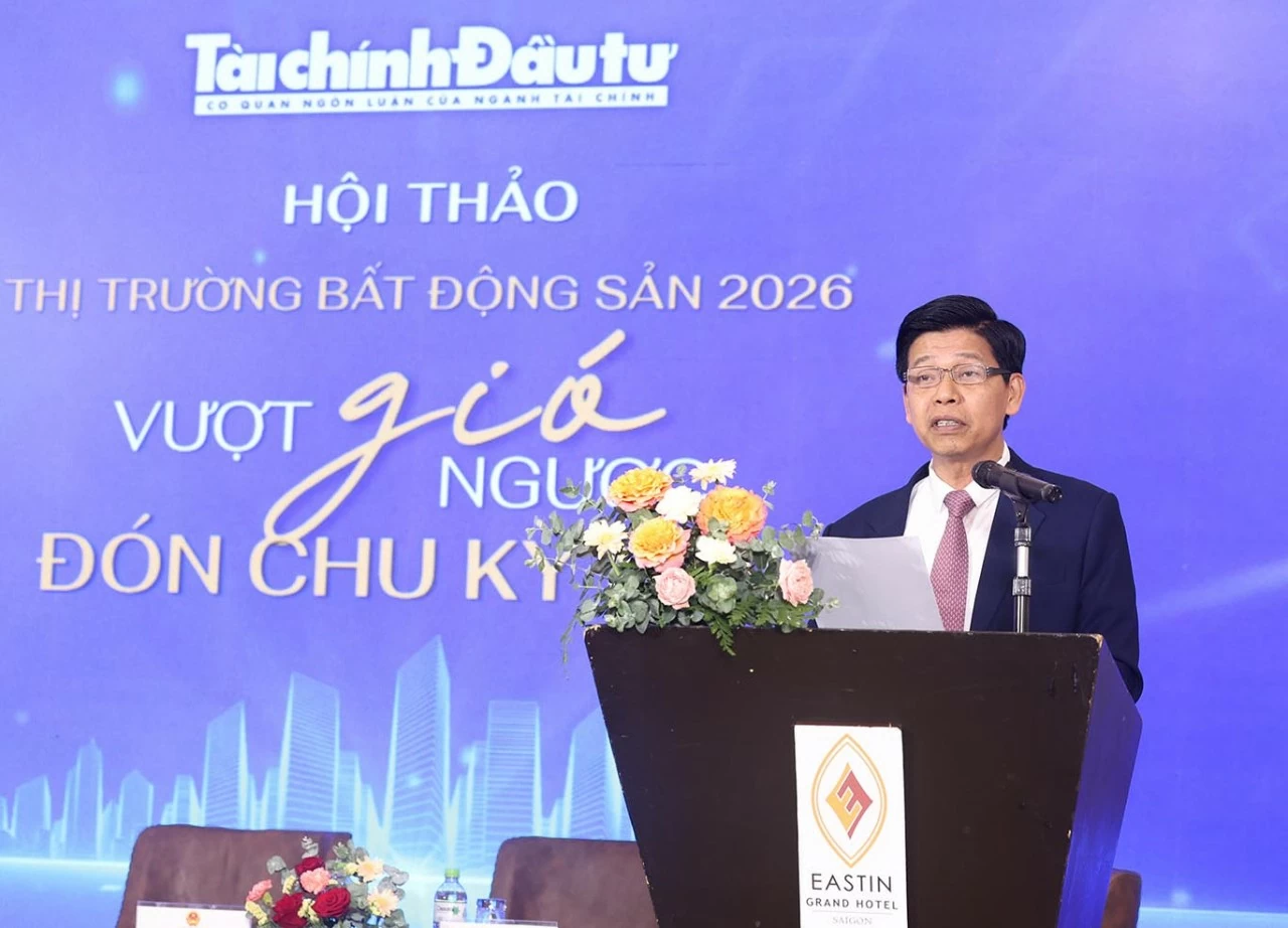 “Cơn gió ngược” của thị trường bất động sản