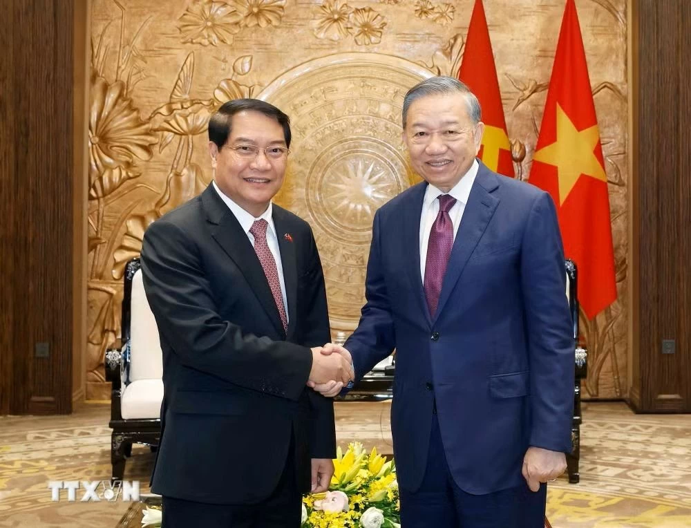 Hà Nội và Viêng Chăn phải đi đầu, là hình mẫu trong hợp tác địa phương