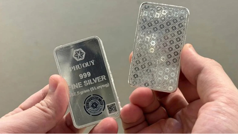 Ngày 13/5: Giá bạc bật tăng mạnh, lập đỉnh mới