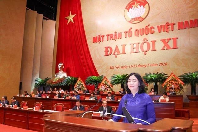Đồng chí Bùi Thị Minh Hoài tiếp tục giữ chức Chủ tịch Ủy ban Trung ương Mặt trận Tổ quốc Việt Nam khóa XI Đồng chí Bùi Thị Minh Hoài tiếp tục giữ chức Chủ tịch Ủy ban Trung ương Mặt trận Tổ quốc Việt Nam khóa XI