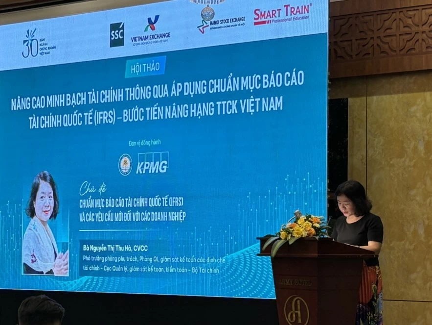 Áp dụng Chuẩn mực báo cáo tài chính quốc tế nâng cao chất lượng quản trị Áp dụng Chuẩn mực báo cáo tài chính quốc tế nâng cao chất lượng quản trị