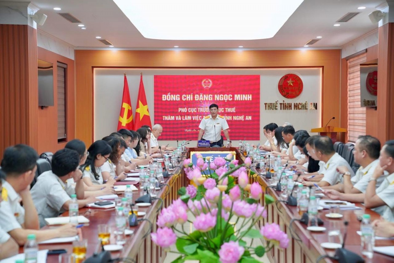 Thuế tỉnh Nghệ An thu ngân sách 4 tháng đạt 11.000 tỷ đồng