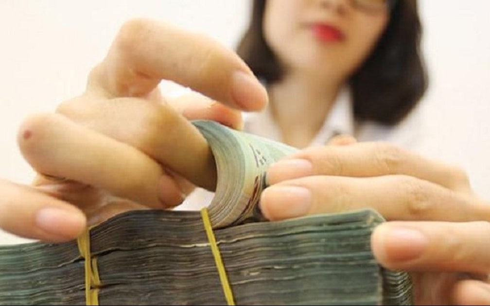 Thanh khoản căng thẳng đẩy LDR áp sát 100%, lợi thế nghiêng về ngân hàng có khả năng huy động vốn tốt