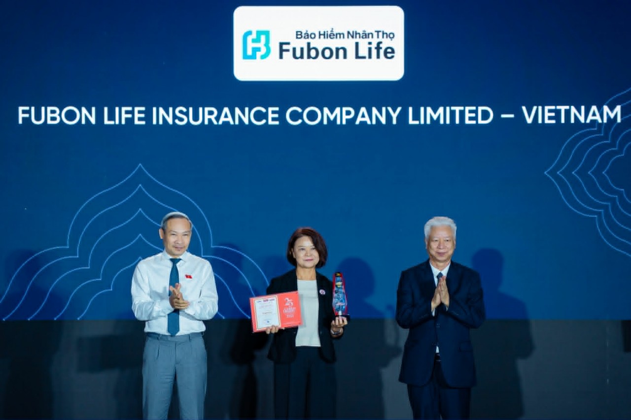 Fubon Life Việt Nam lần thứ 11 được vinh danh tại Giải thưởng Rồng Vàng 2025 - 2026