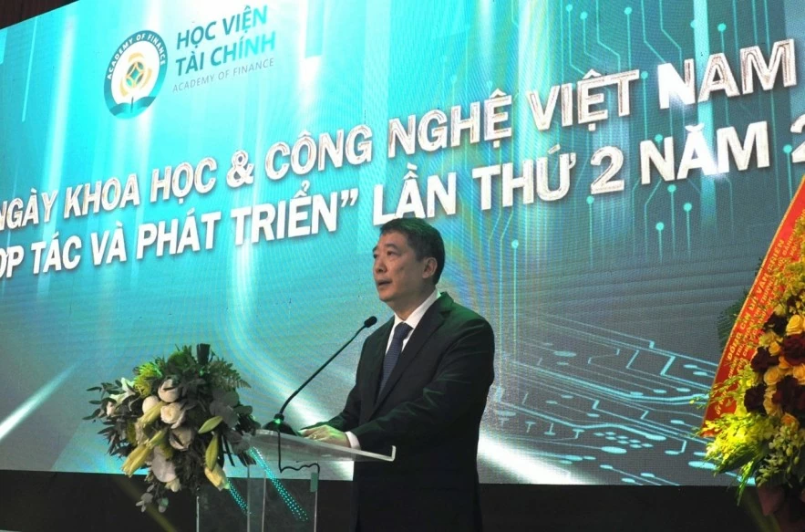 Học viện Tài chính công bố nhận diện thương hiệu mới và chào mừng ngày Khoa học công nghệ Việt Nam Thứ trưởng Cao Anh Tuấn: Học viện Tài chính cần tiếp tục khẳng định vị thế trung tâm đào tạo nguồn nhân lực tài chính chất lượng cao hàng đầu đất nước
