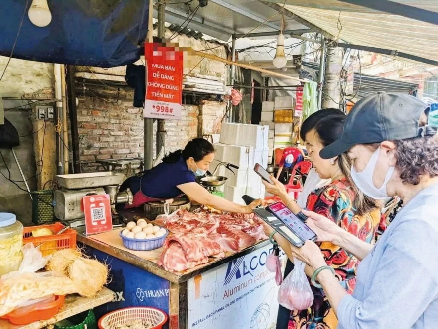 Chi phí tuân thủ thuế của hộ kinh doanh: Rào cản ngắn hạn hay khoản đầu tư cho tương lai? Chi phí tuân thủ thuế của hộ kinh doanh: Rào cản ngắn hạn hay khoản đầu tư cho tương lai?