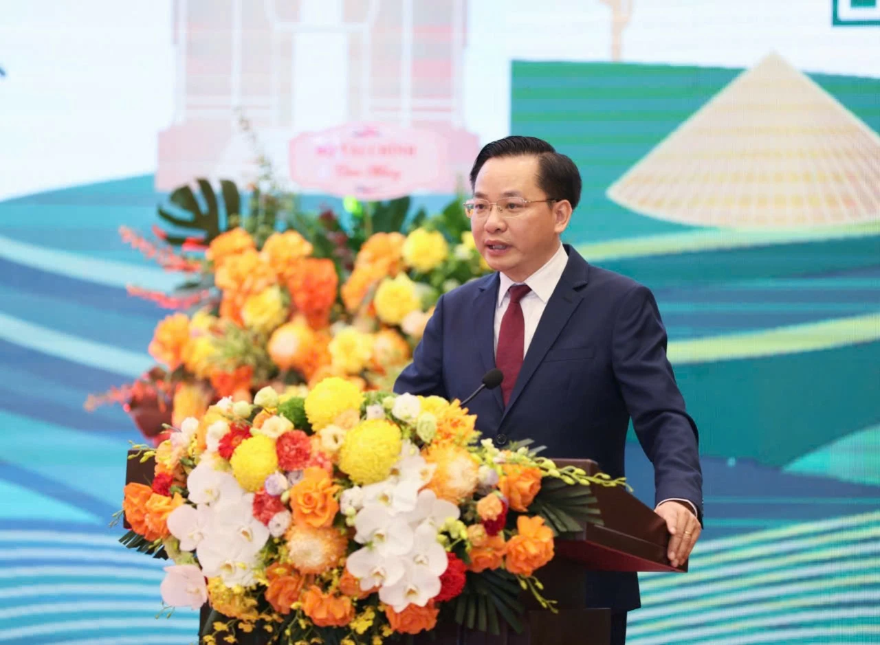 Vinachem sơ kết 1 năm VinachemMart, ra mắt Nền tảng Vinachem Nông nghiệp Vinachem sơ kết 1 năm VinachemMart, ra mắt Nền tảng Vinachem Nông nghiệp