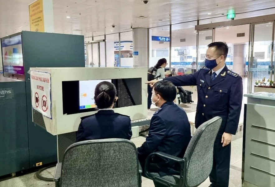 Bộ Tài chính: Quyết định chuyển Hải quan Tân Sơn Nhất về Chi cục Hải quan khu vực XV