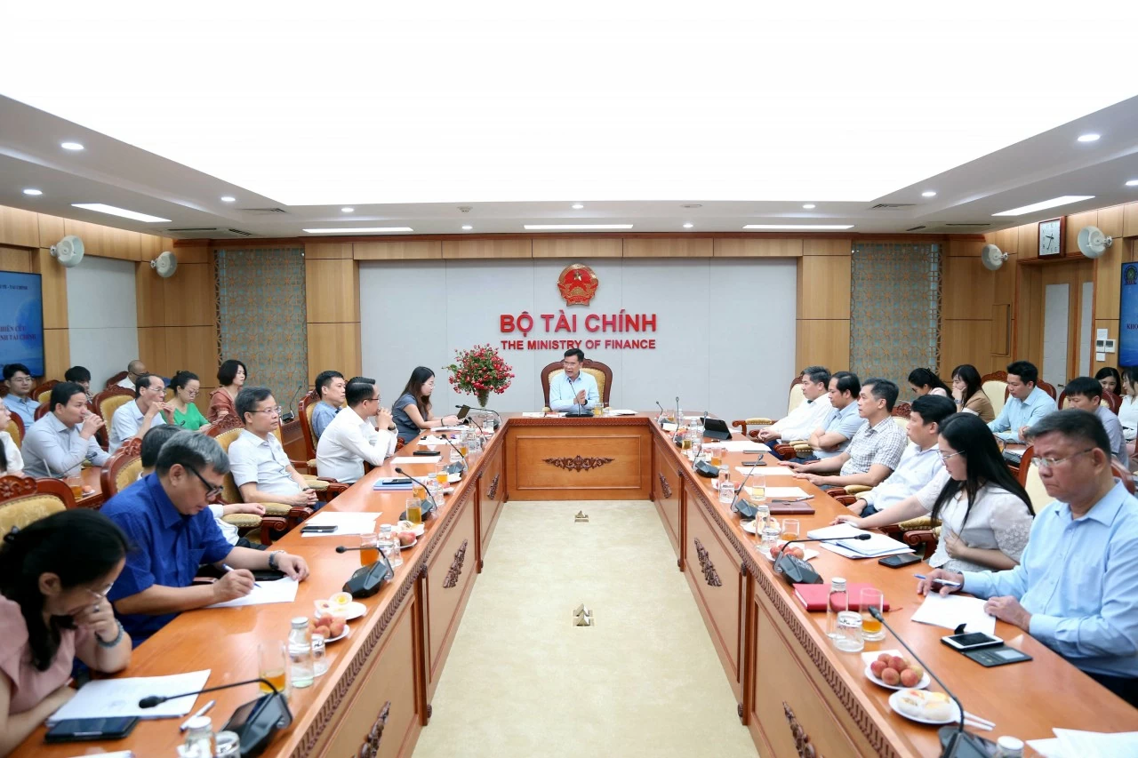 Nâng cao hiệu quả ứng dụng kết quả nghiên cứu khoa học trong hoạch định chính sách tại Bộ Tài chính Nâng cao hiệu quả ứng dụng kết quả nghiên cứu khoa học trong hoạch định chính sách tại Bộ Tài chính