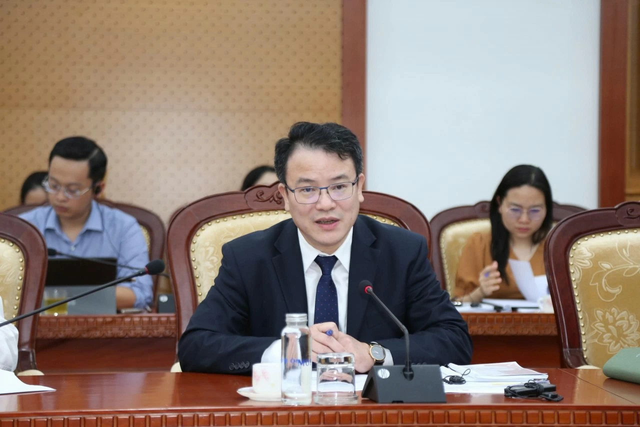 Fitch Ratings rà soát định kỳ để đánh giá xếp hạng tín nhiệm quốc gia của Việt Nam Fitch Ratings rà soát định kỳ để đánh giá xếp hạng tín nhiệm quốc gia của Việt Nam