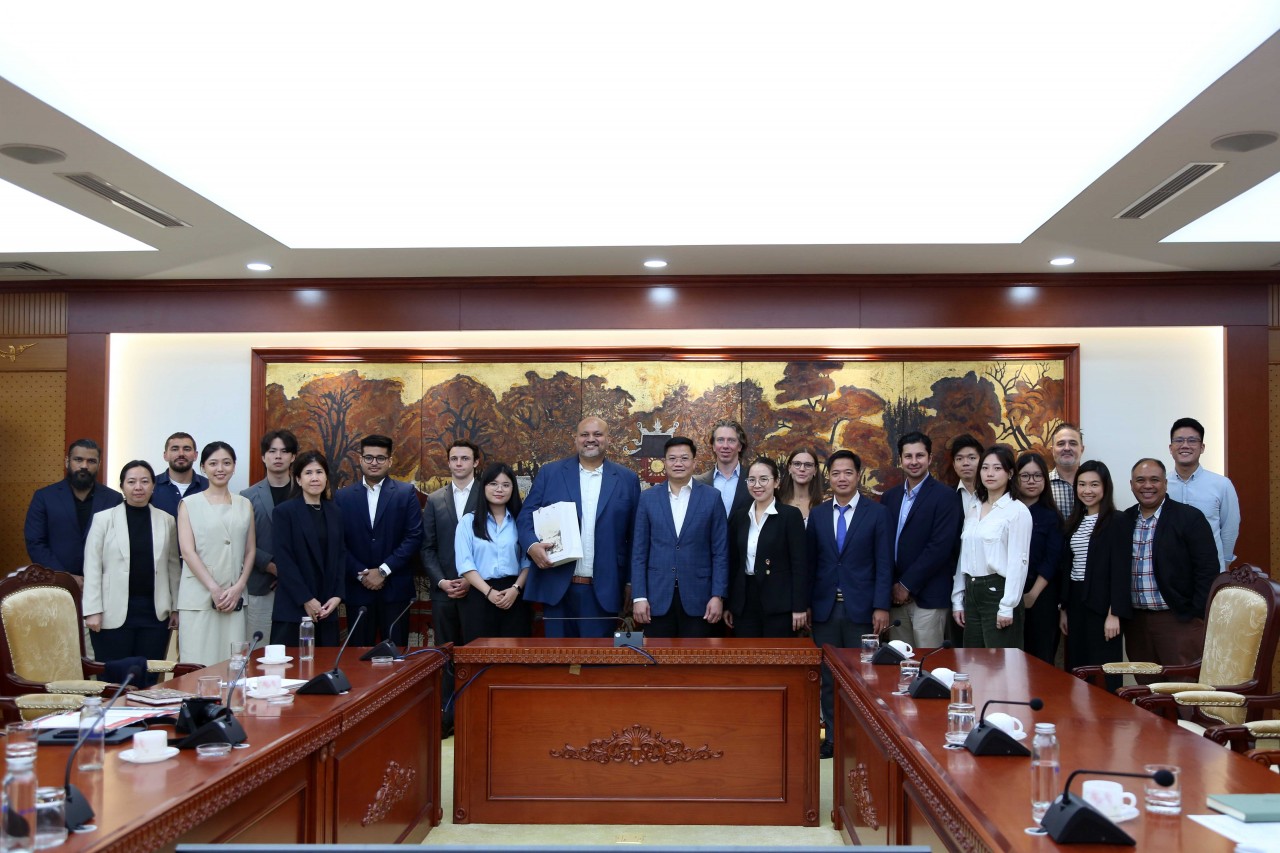Bộ Tài chính rà soát, tạo khung pháp lý thông thoáng hơn cho đầu tư mạo hiểm và quỹ đầu tư nước ngoài