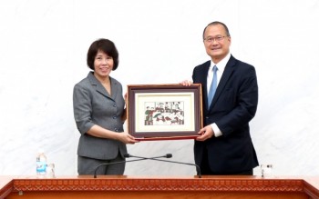 Bộ Tài chính mong muốn có sự hiện diện của các doanh nghiệp Trung Quốc và Hồng Kông tại Trung tâm Tài chính quốc tế
