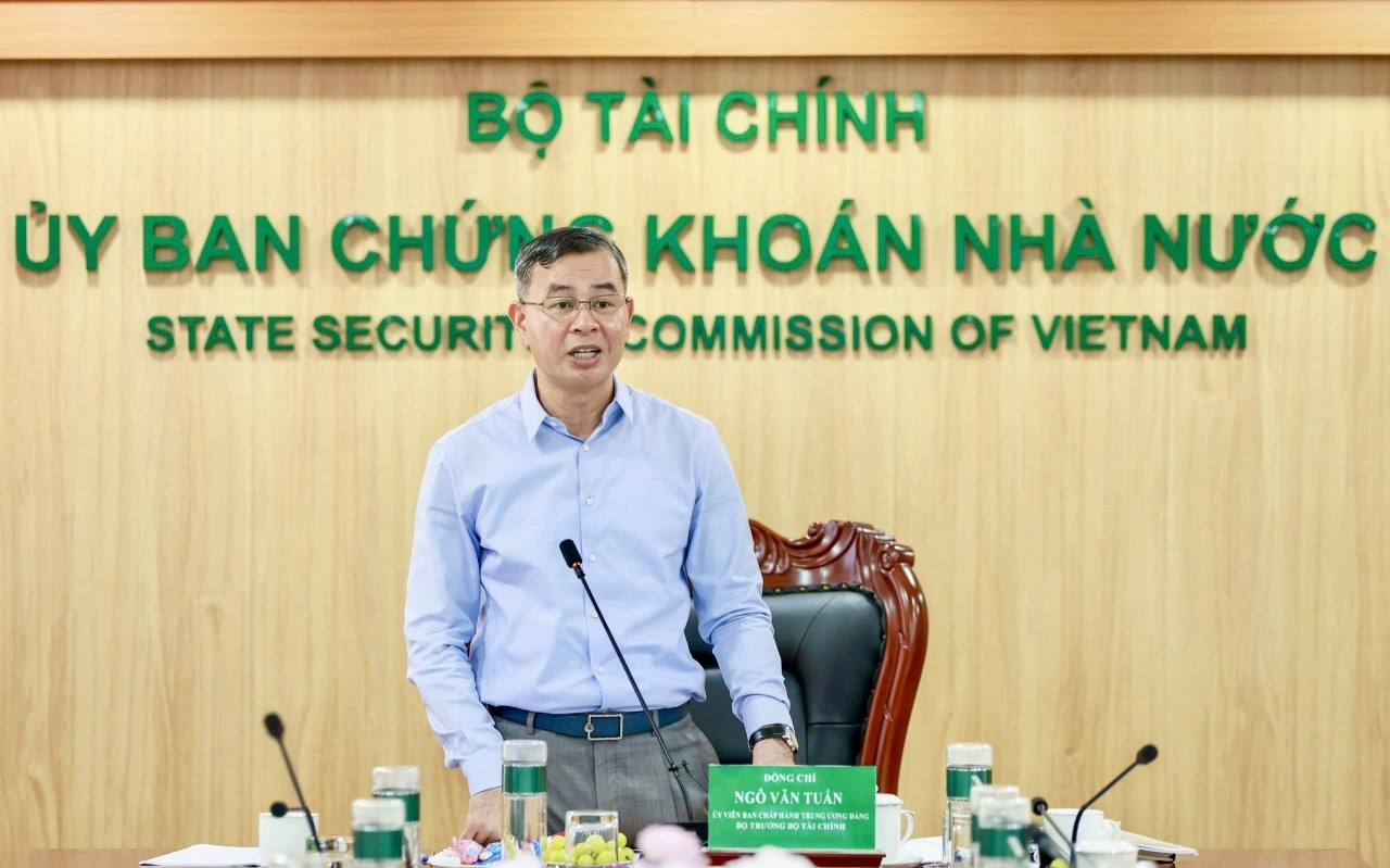 Nâng tầm thị trường chứng khoán bằng cải cách, đổi mới và chuyển đổi số